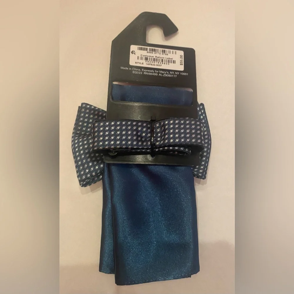 NWT‎ Alfani Men's Bow Tie & Pocket Square